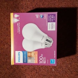 Light bulbs 5 for $15